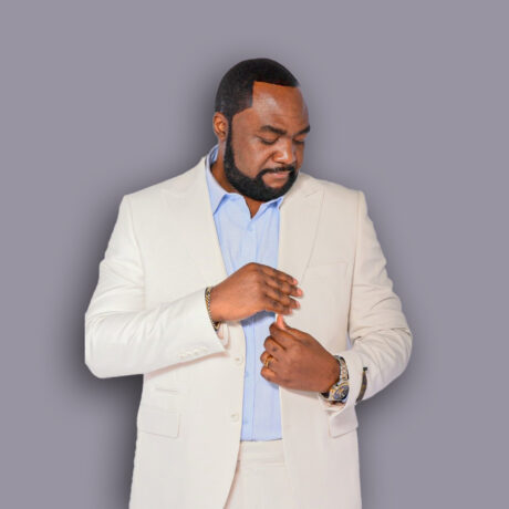 BT Off-White Suit